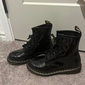 Women’s size 8 1460 Boots, mint condition. Worn about 5 times.